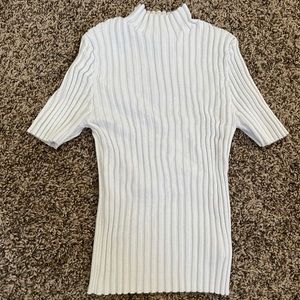 Forever 21 Cream Short Sweater medium